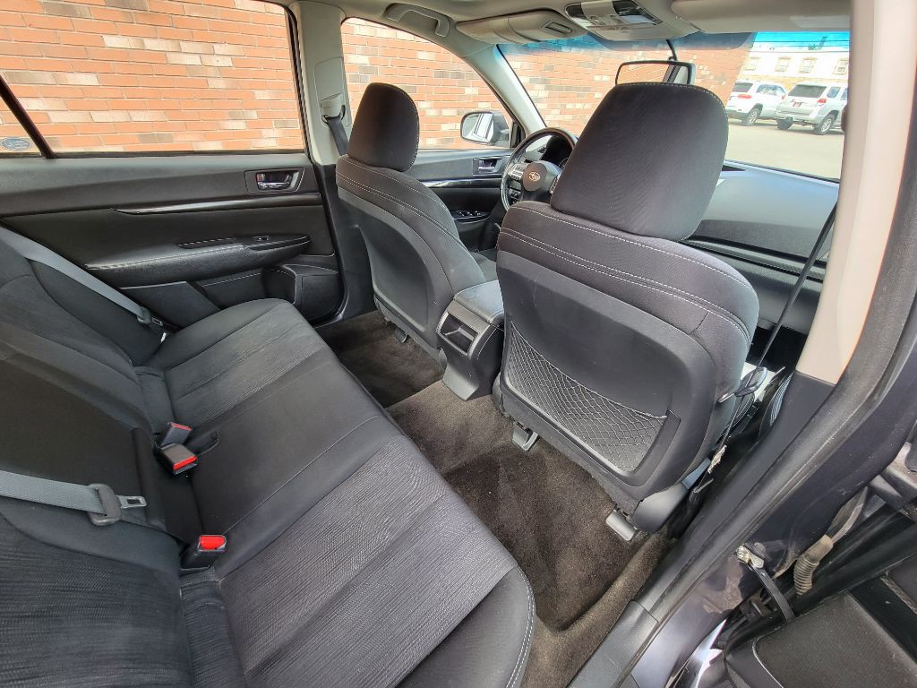 2014 Subaru Legacy Image 16