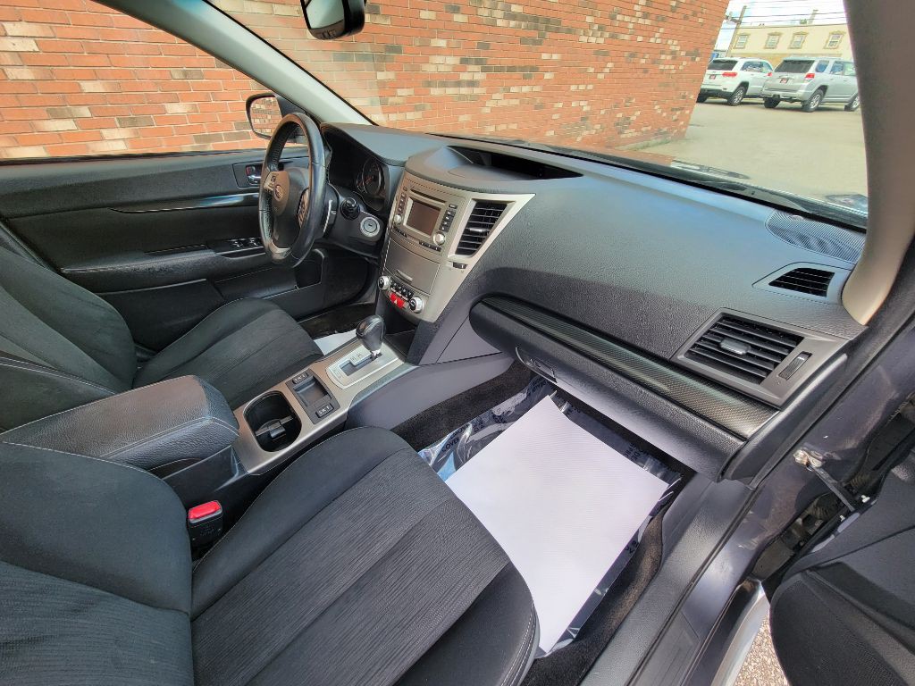 2014 Subaru Legacy Image 18