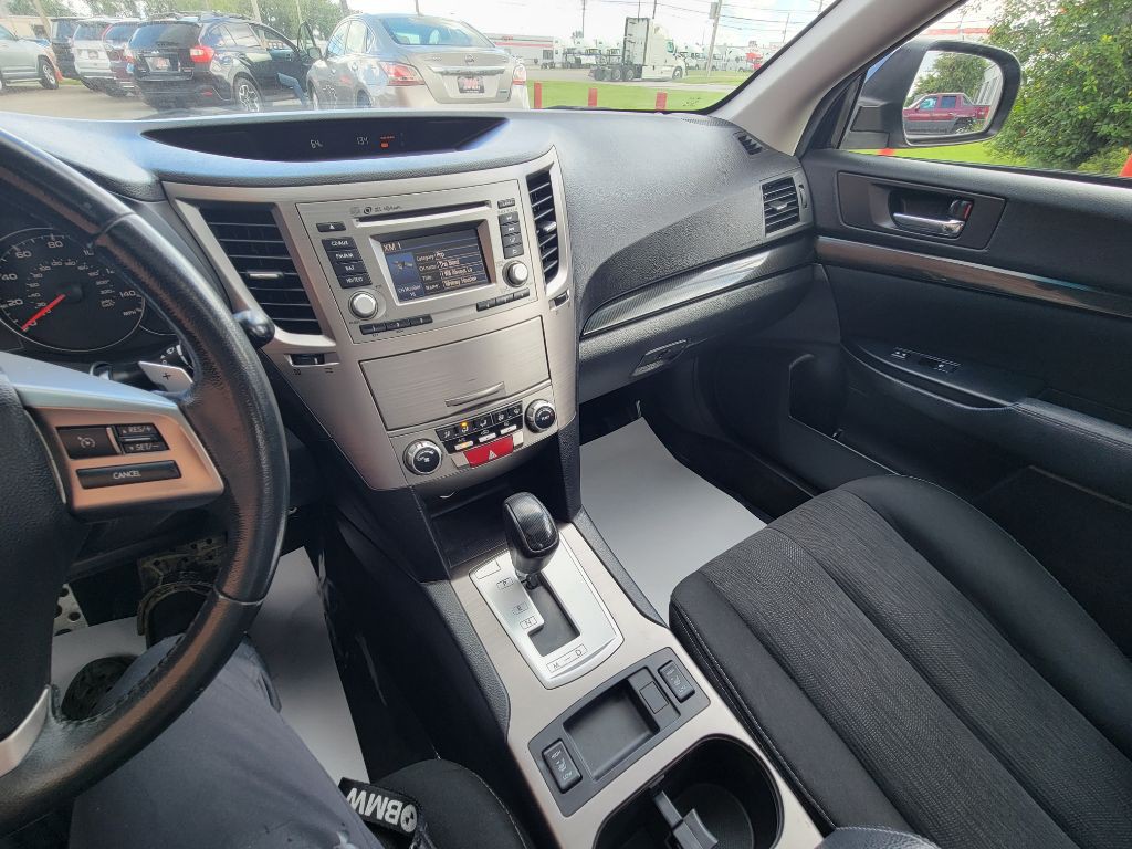 2014 Subaru Legacy Image 21
