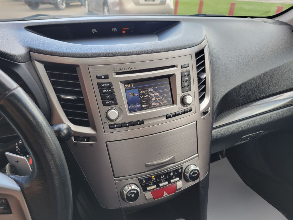2014 Subaru Legacy Image 22