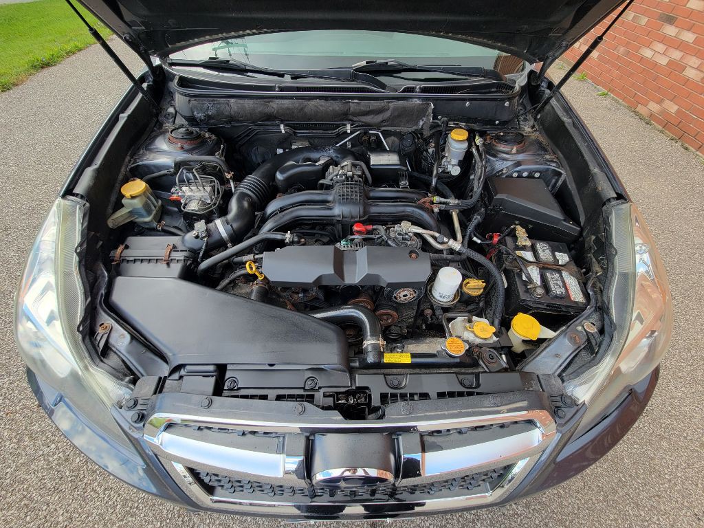 2014 Subaru Legacy Image 27