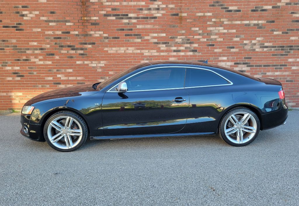 2009 Audi S5 Image 3