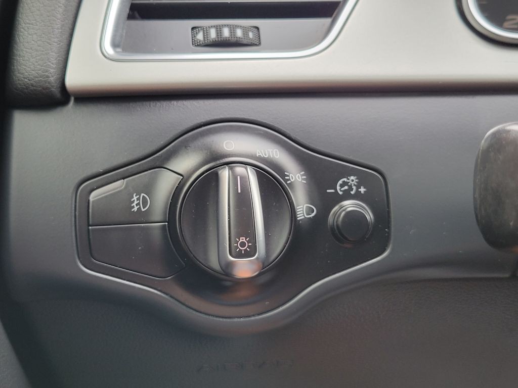 2009 Audi S5 Image 20