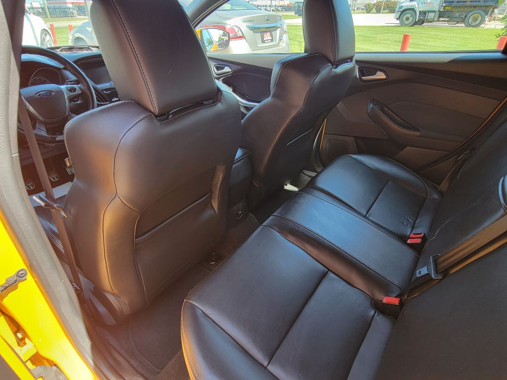 2014 Ford Focus Image 18