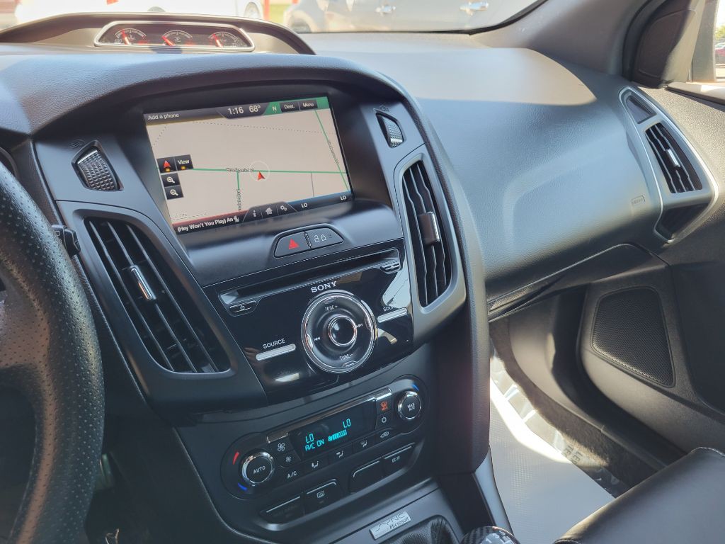 2014 Ford Focus Image 32
