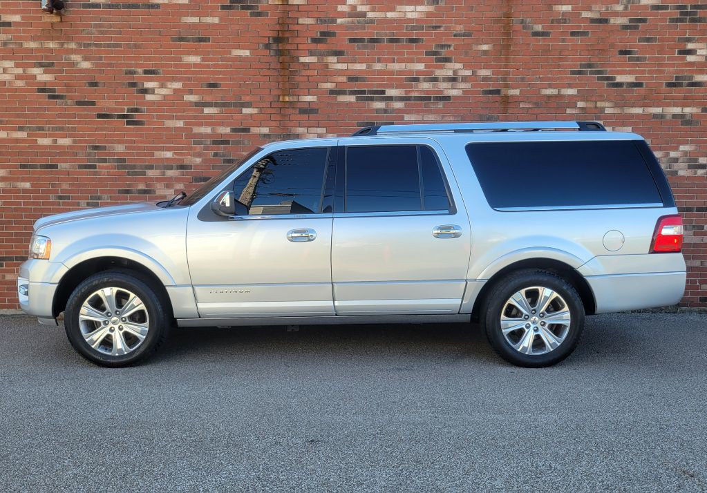 2017 Ford Expedition Image 4
