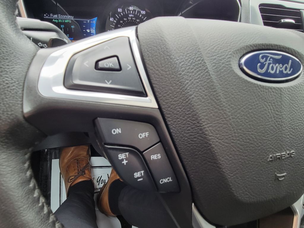 2016 Ford Fusion Image 26