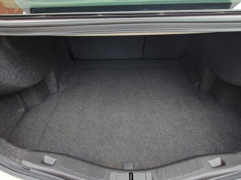 2016 Ford Fusion Image 28
