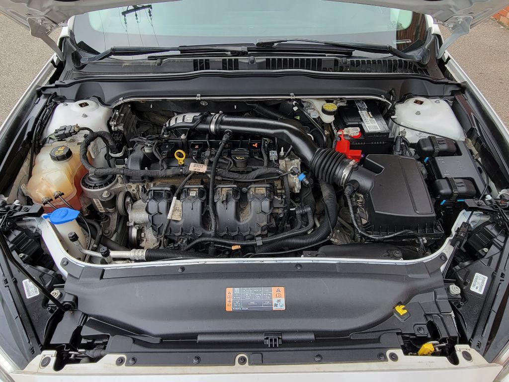 2016 Ford Fusion Image 29