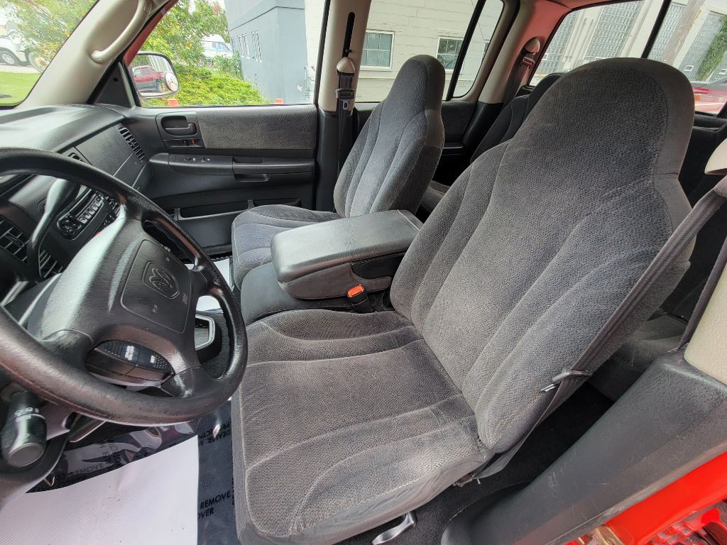 2004 Dodge Dakota Image 12