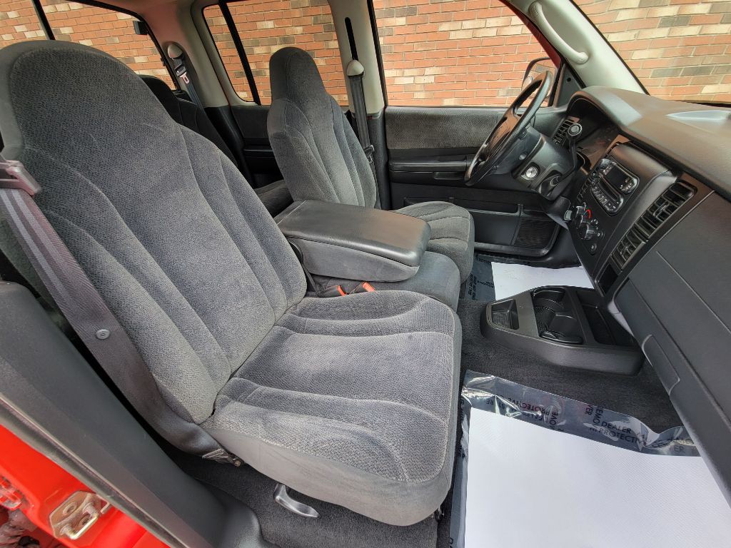 2004 Dodge Dakota Image 18
