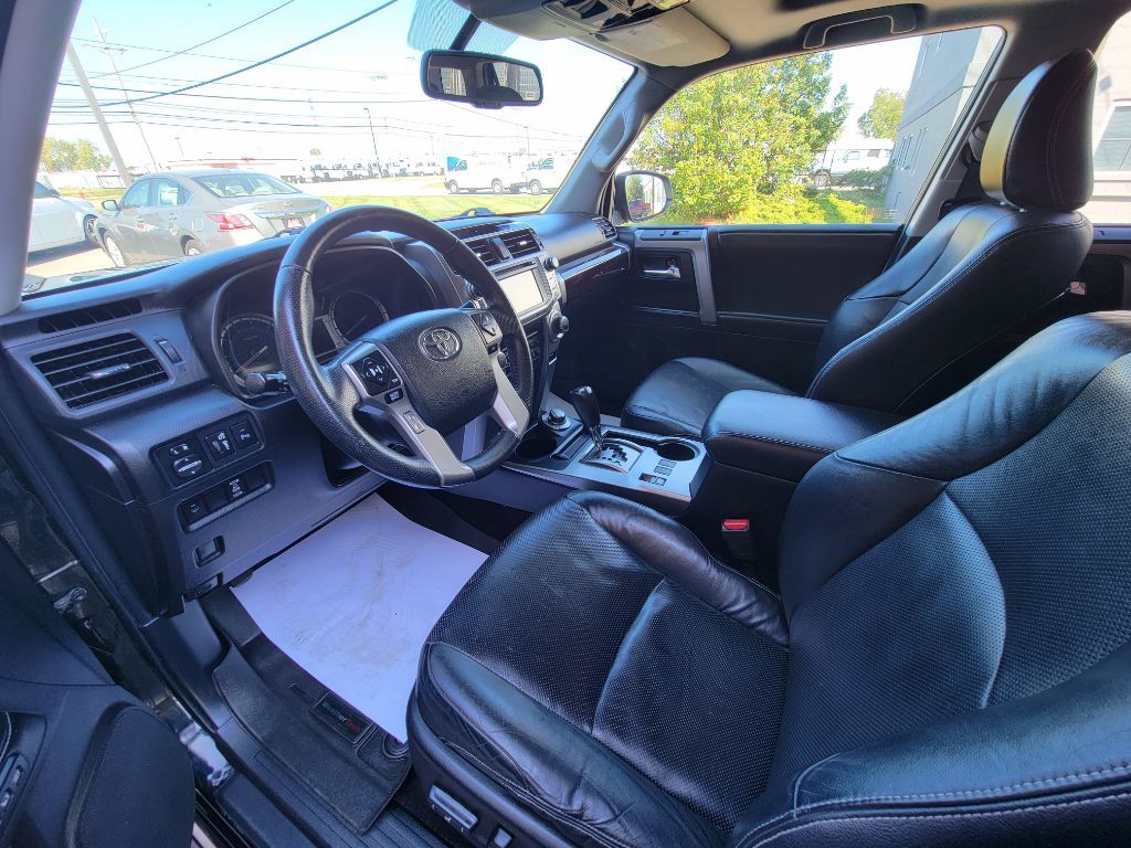 2014 Toyota 4Runner Image 11