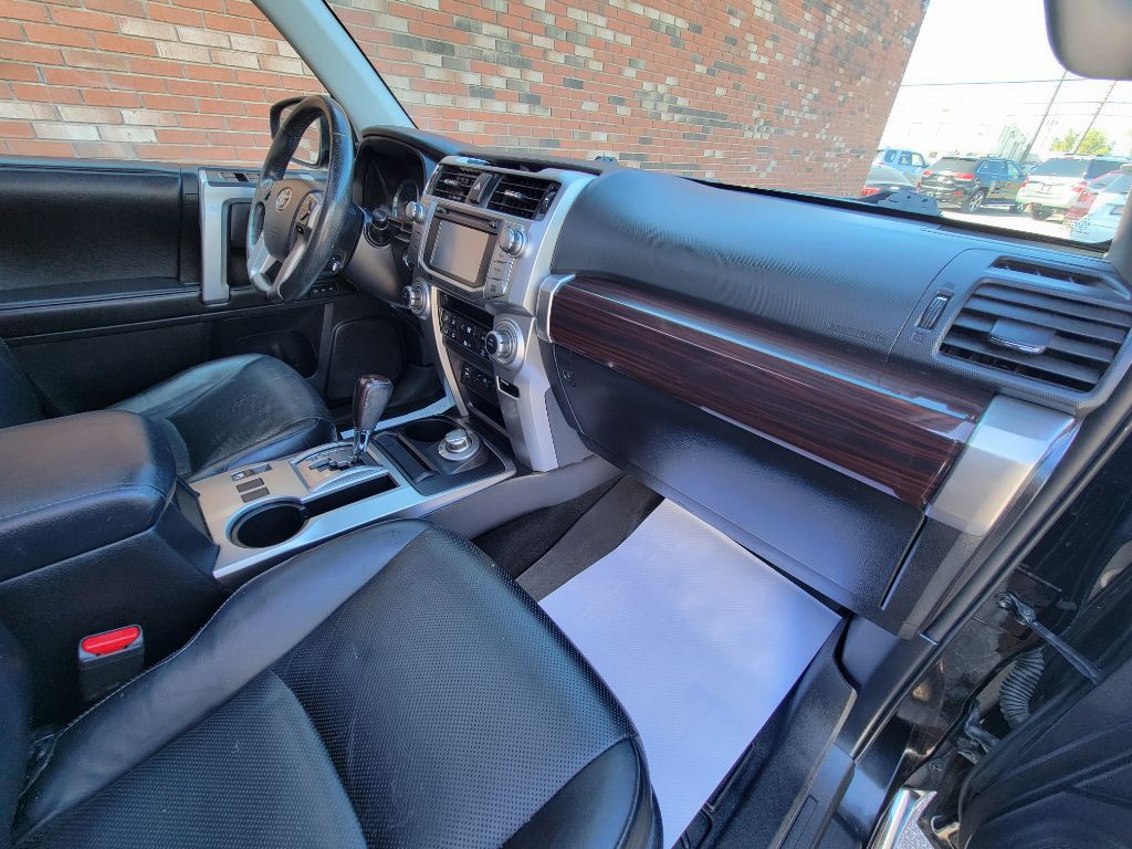2014 Toyota 4Runner Image 19