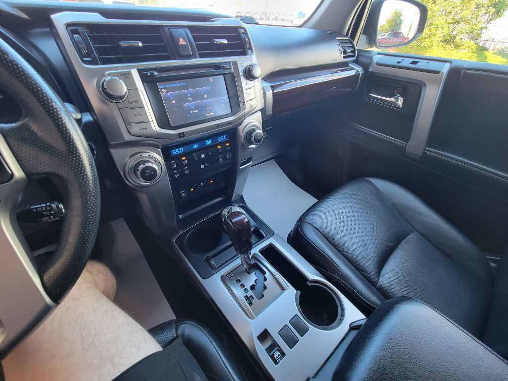 2014 Toyota 4Runner Image 22