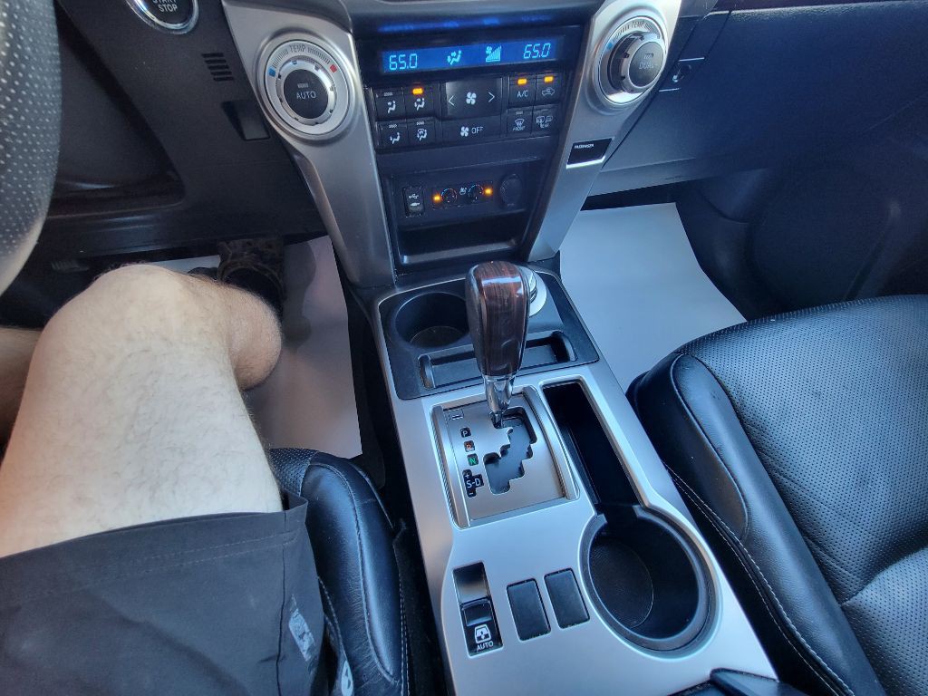 2014 Toyota 4Runner Image 26