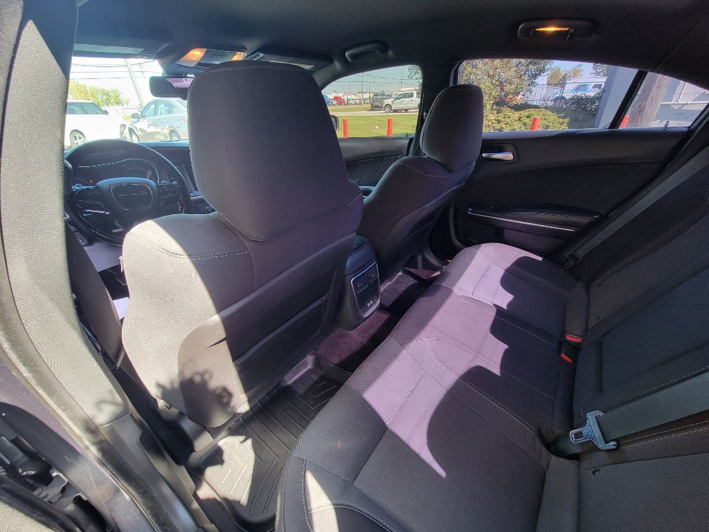 2016 Dodge Charger Image 10