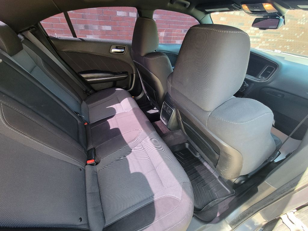 2016 Dodge Charger Image 12