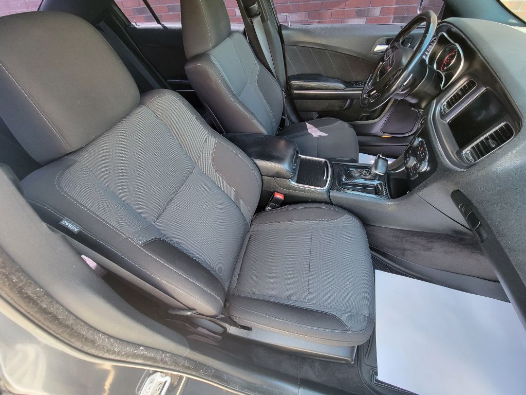 2016 Dodge Charger Image 15