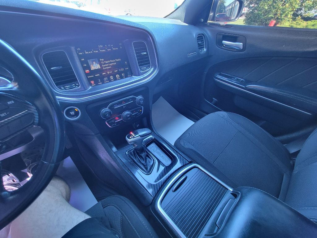 2016 Dodge Charger Image 17
