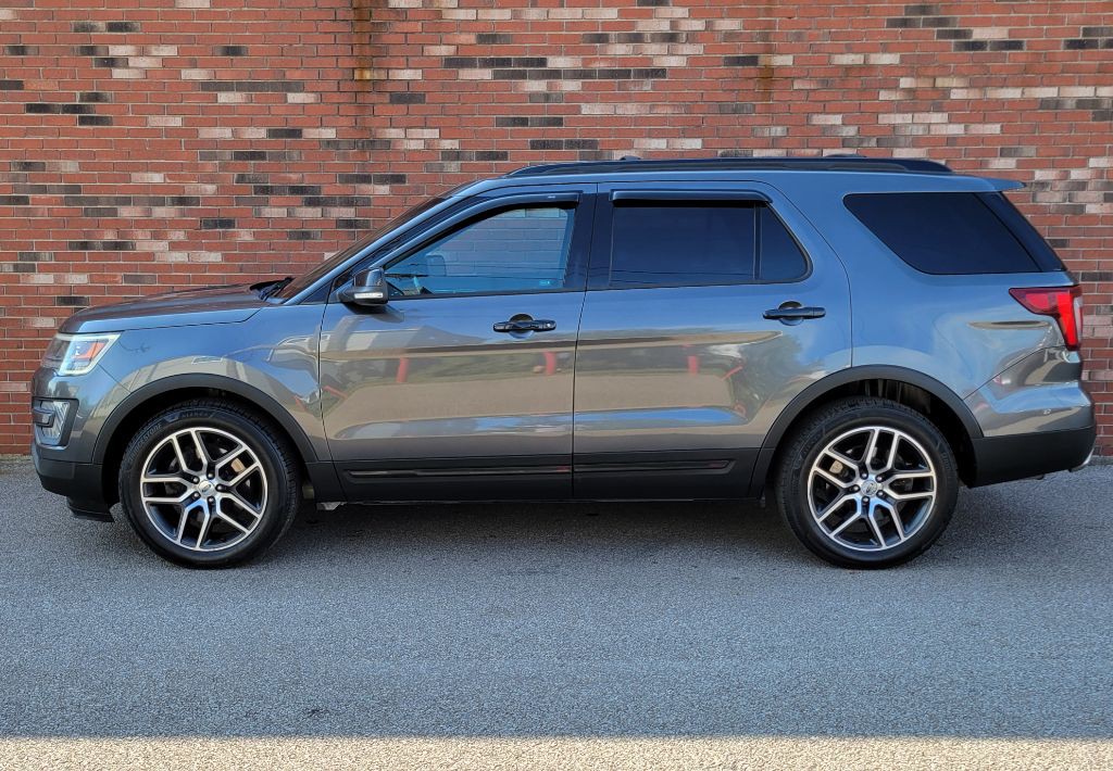 2016 Ford Explorer Image 4