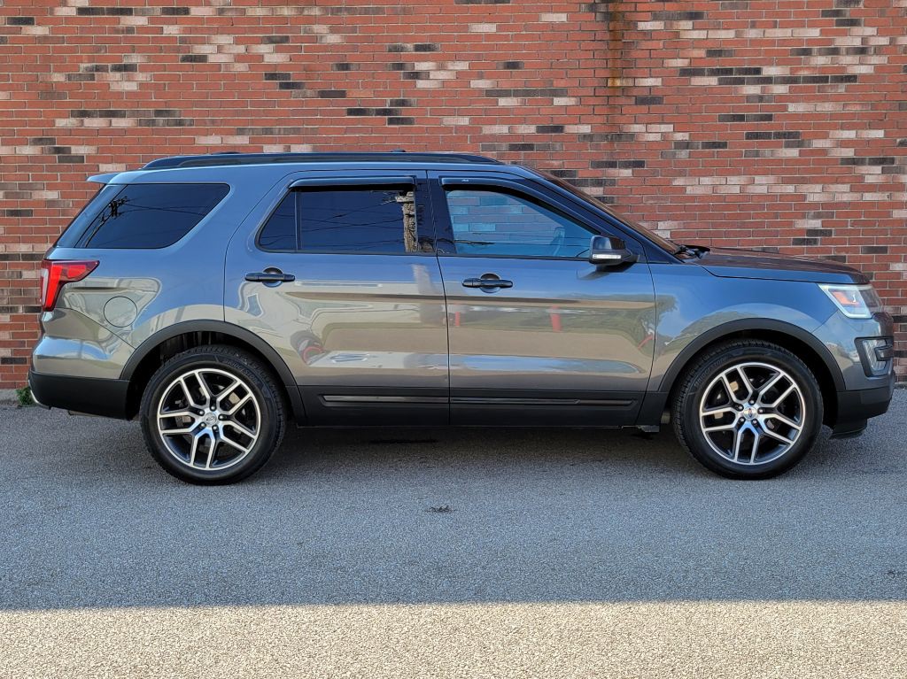 2016 Ford Explorer Image 8