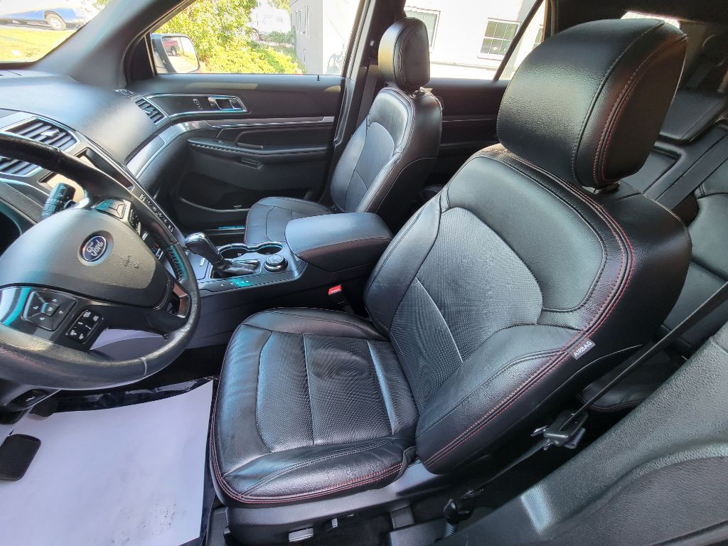 2016 Ford Explorer Image 13
