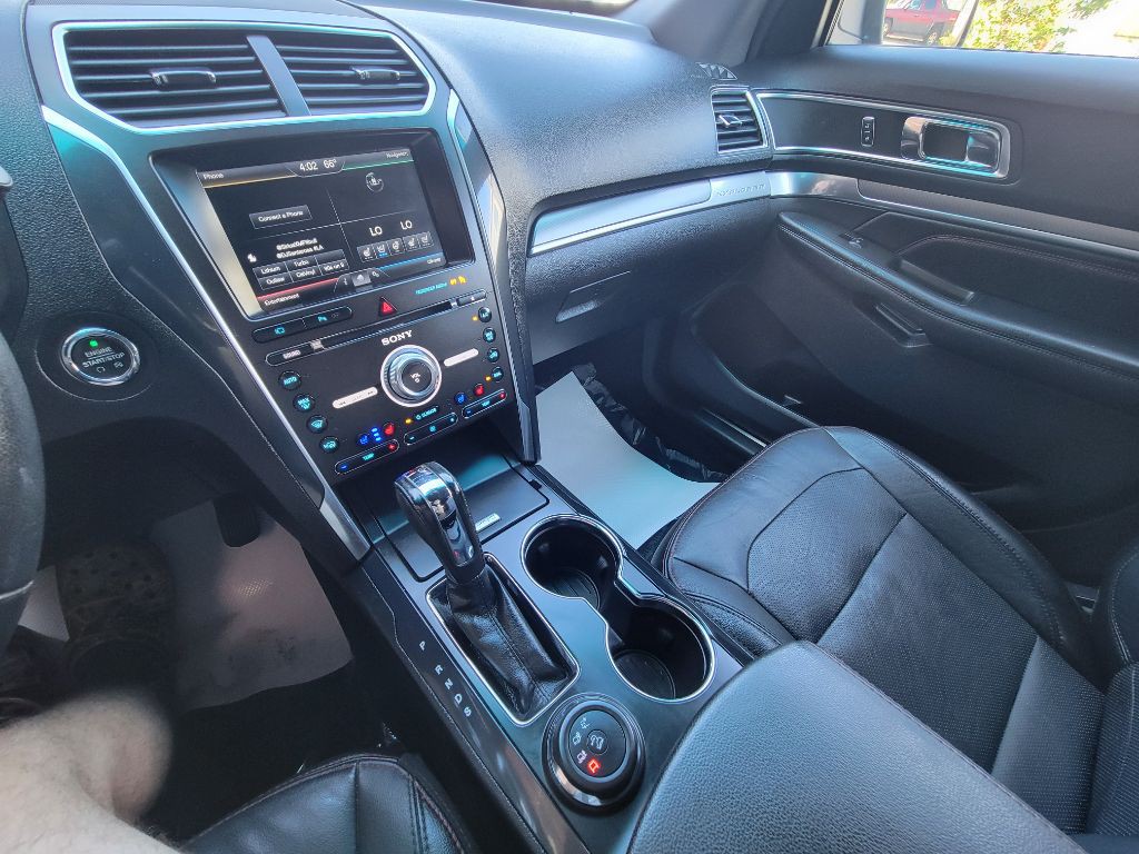 2016 Ford Explorer Image 23