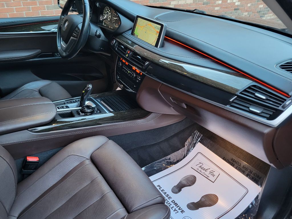 2015 BMW X5 Image 24