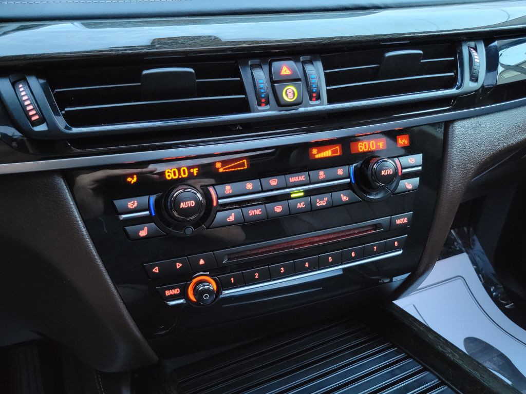 2015 BMW X5 Image 28