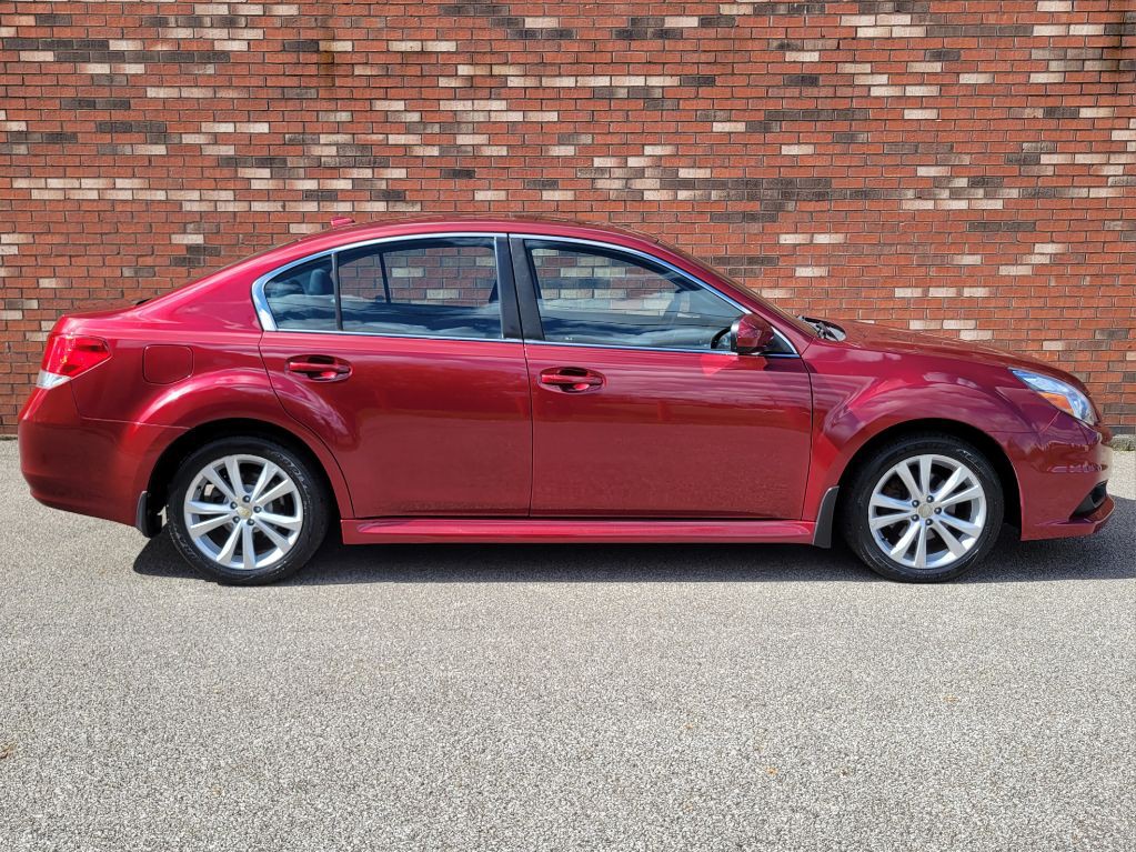 2014 Subaru Legacy Image 8