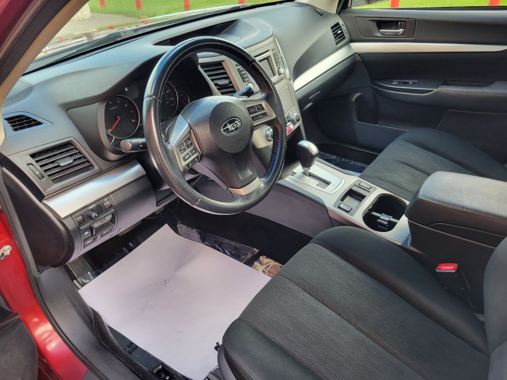 2014 Subaru Legacy Image 11