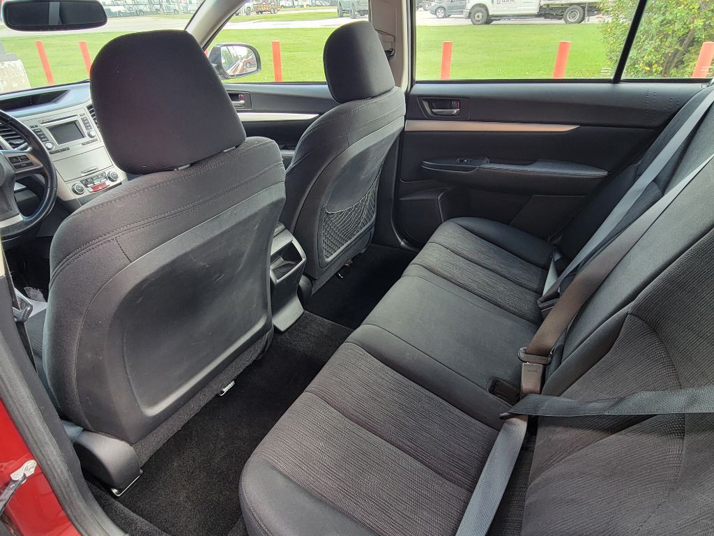 2014 Subaru Legacy Image 14