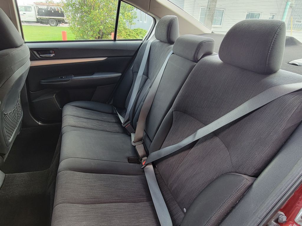 2014 Subaru Legacy Image 15