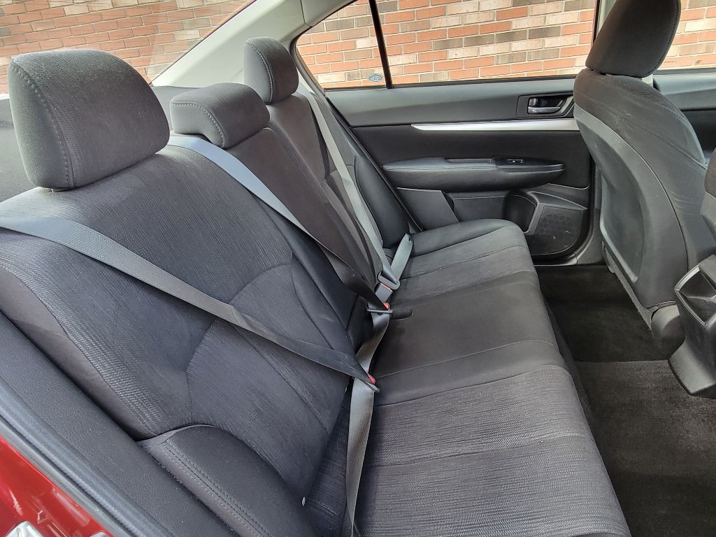 2014 Subaru Legacy Image 17