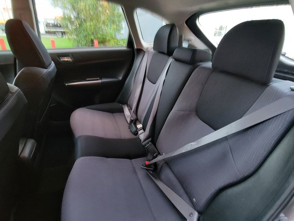 2011 Subaru Impreza Image 13