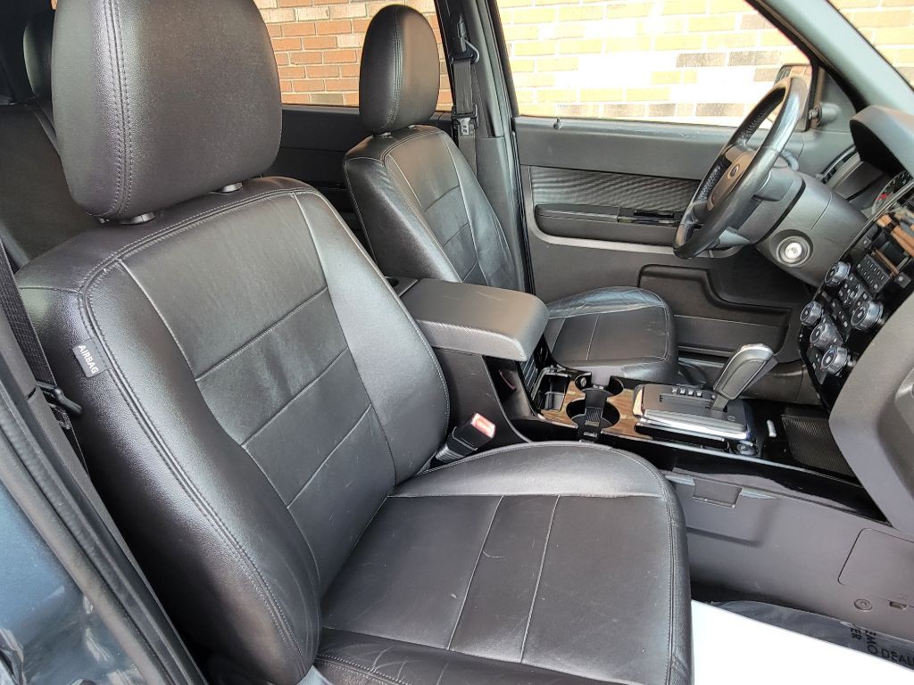 2011 Ford Escape Image 17