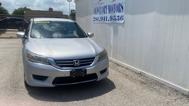 2013 Honda Accord Image 1
