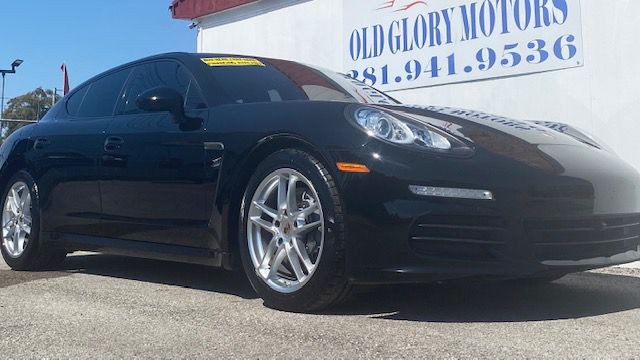 2014 Porsche Panamera Image 4