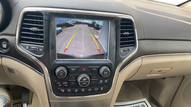 2017 Jeep Grand Cherokee Image 8