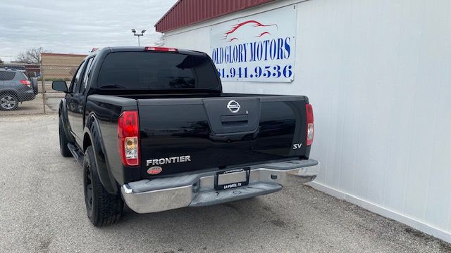 2012 Nissan Frontier Image 5