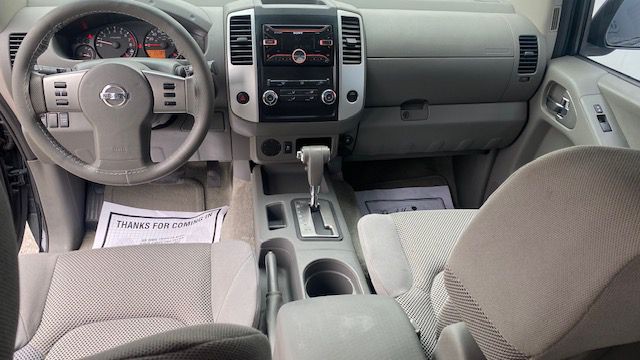 2012 Nissan Frontier Image 7