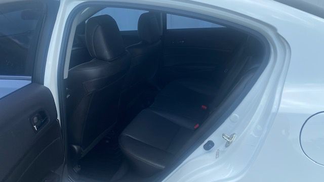 2016 Acura ILX Image 9