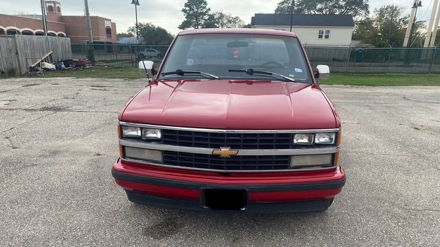 1988 Chevrolet C/K Image 1