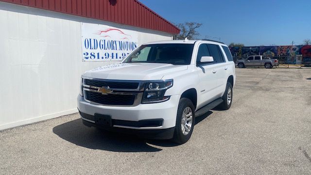 2017 Chevrolet Tahoe Image 3