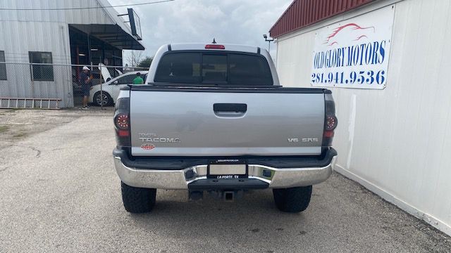 2015 Toyota Tacoma Image 6