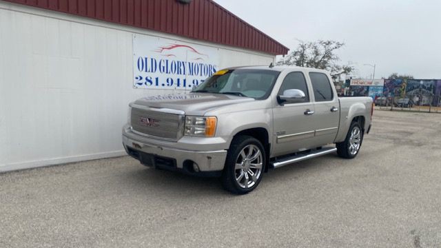 2007 GMC Sierra Image 1