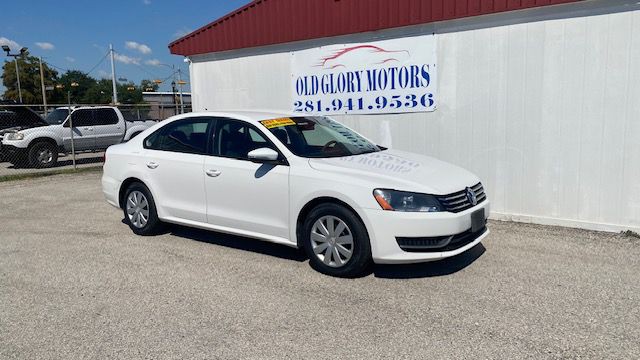 2012 Volkswagen Passat Image 3