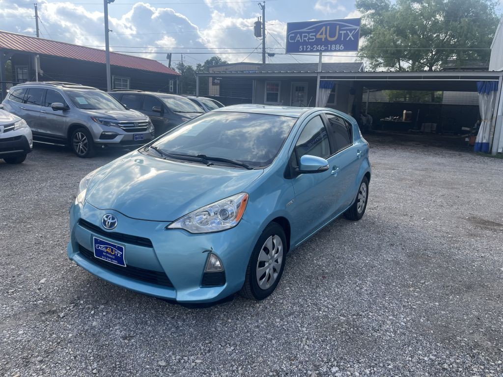 2014 Toyota Prius Image 1