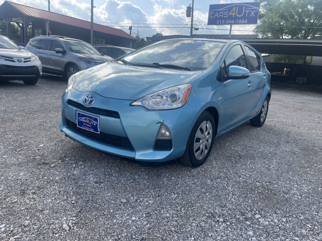 2014 Toyota Prius Image 3