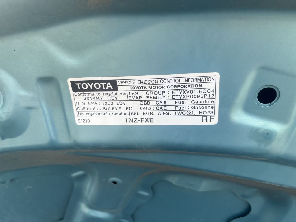 2014 Toyota Prius Image 29